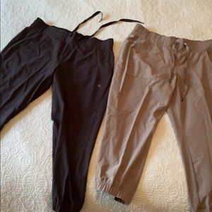 2 pair of APANA yoga crop pants sz M NWOT